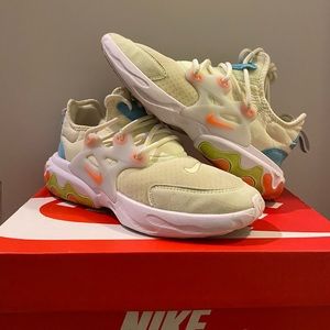 Nike React Presto Hyper Volt SIZE • 6.5 (GS)